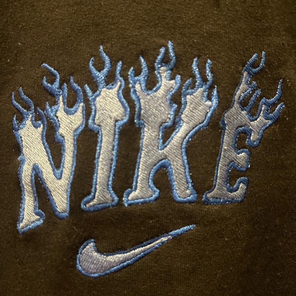 Nike Crewneck - Picture 4 of 4